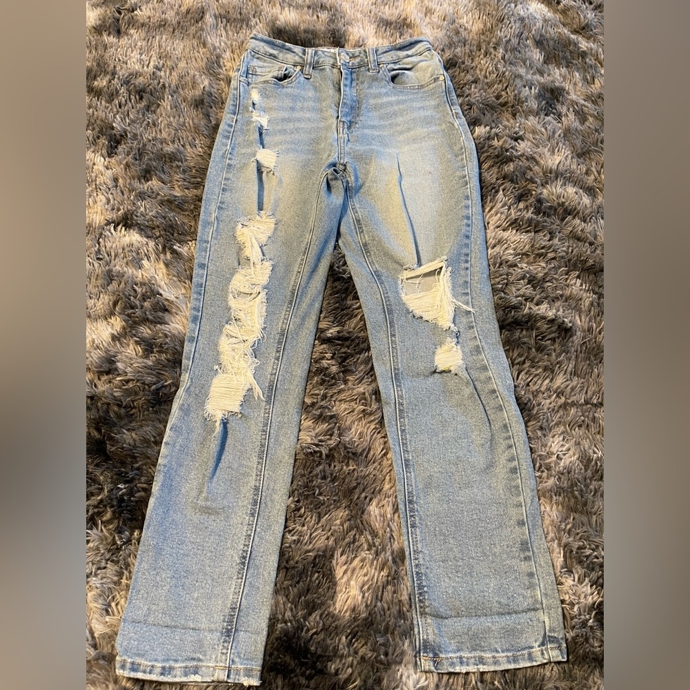 Indigo Rein Juniors’ mid rise stretch jean color : light wash